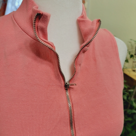 Zara Zip Up Crop Top - Picture 2 of 5